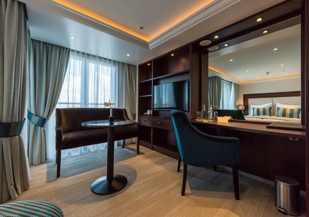 Hotel Select Ms Charles Dickens - Frankfurt Francoforte sul Meno Esterno foto